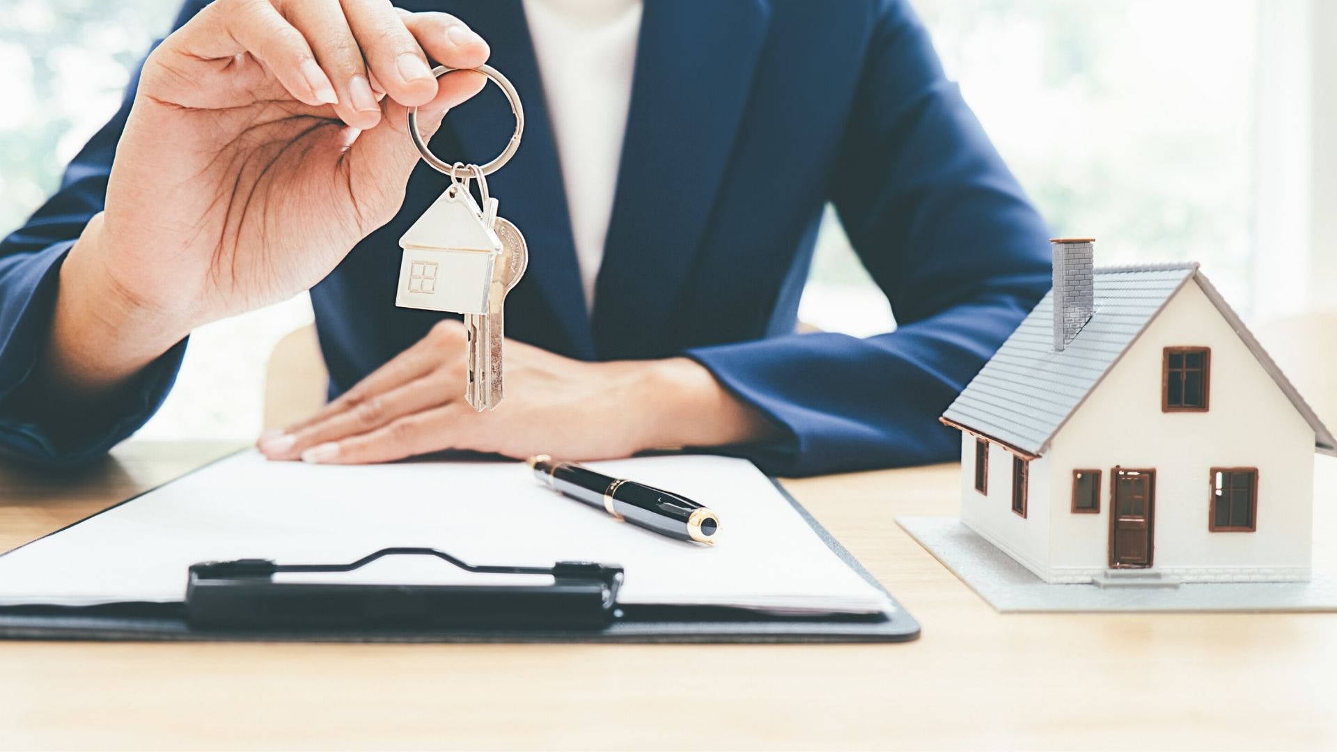 The-Most-Important-Factors-to-Consider-When-Buying-a-Home